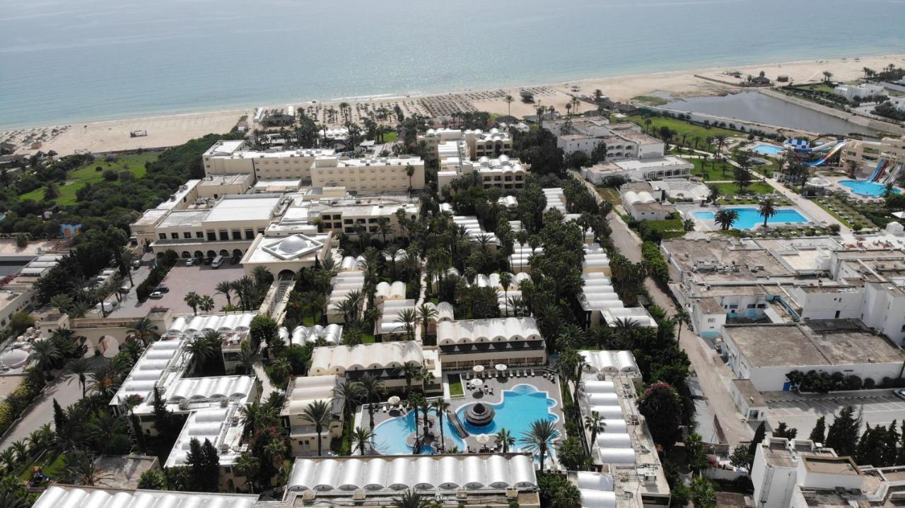 Hotel Paradis Palace الحمامات المظهر الخارجي الصورة