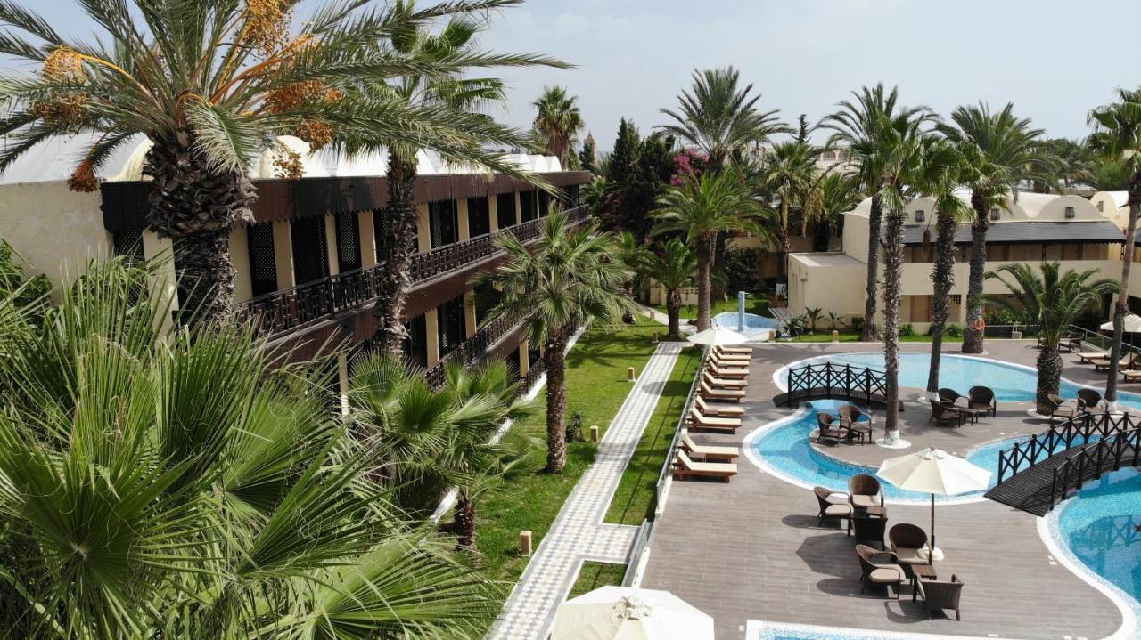 Hotel Paradis Palace الحمامات المظهر الخارجي الصورة