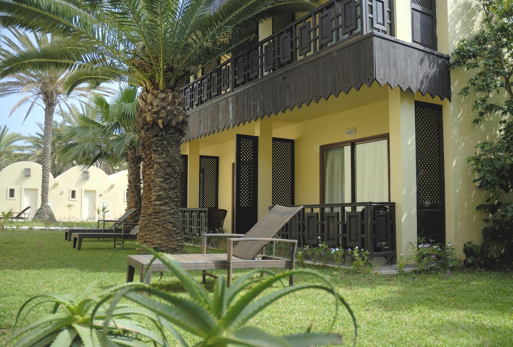 Hotel Paradis Palace الحمامات المظهر الخارجي الصورة