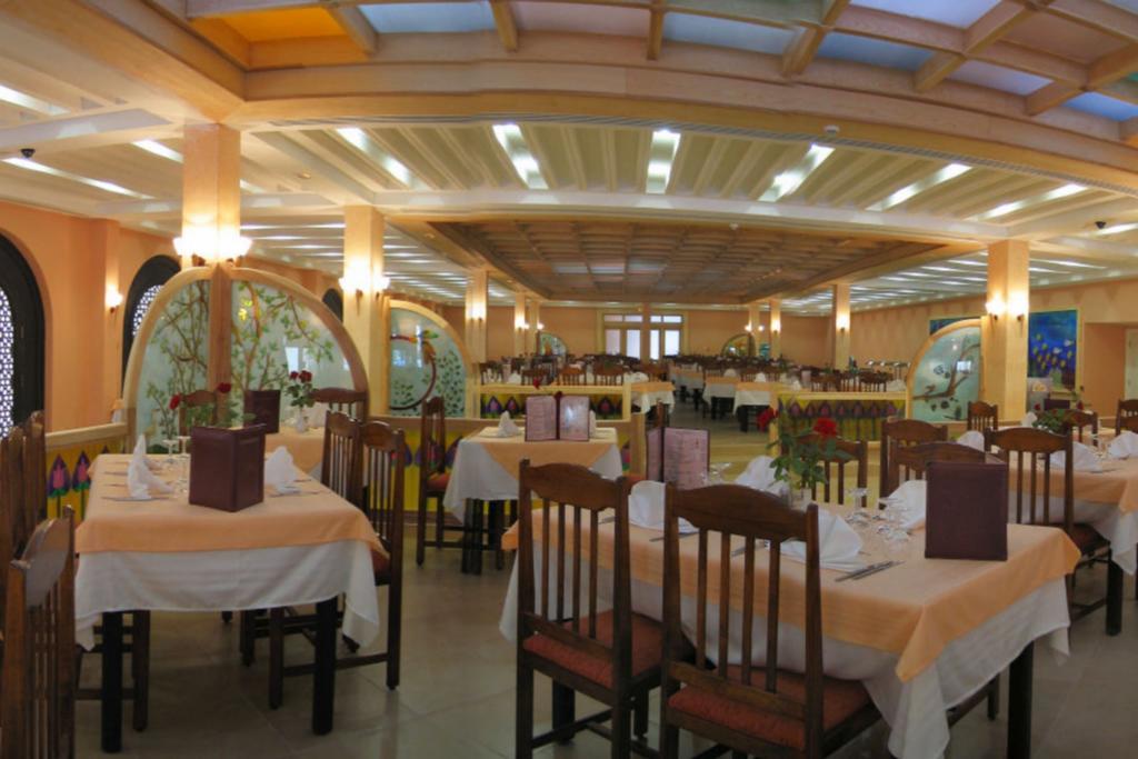 Hotel Paradis Palace الحمامات المظهر الخارجي الصورة