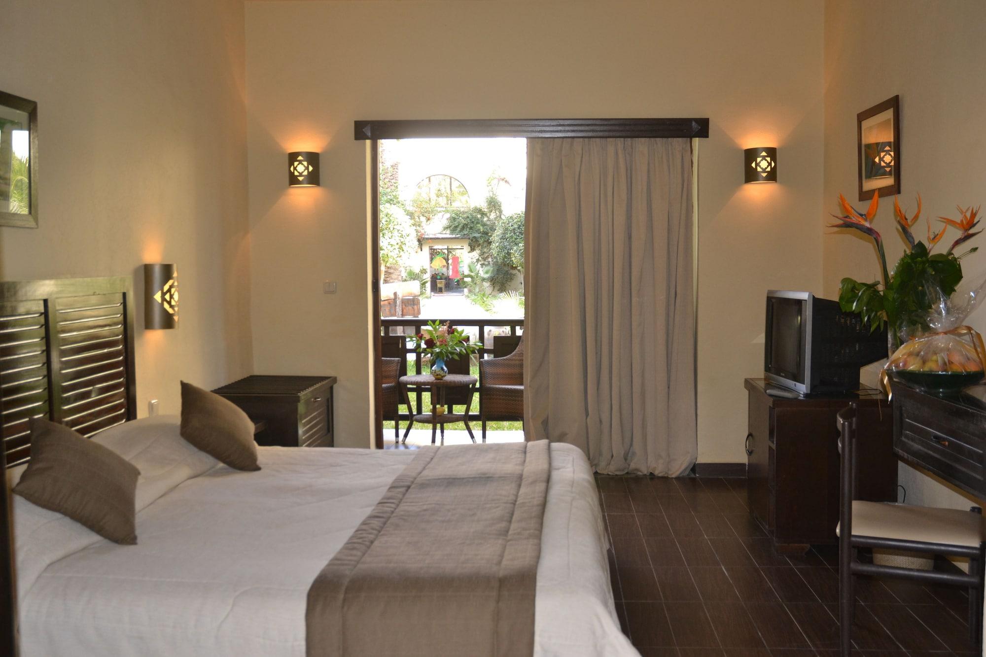 Hotel Paradis Palace الحمامات المظهر الخارجي الصورة