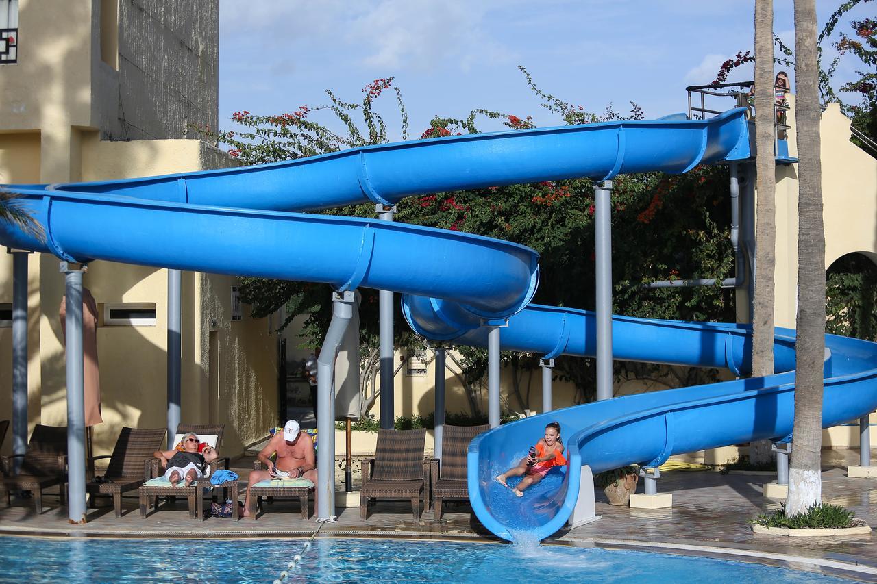 Hotel Paradis Palace الحمامات المظهر الخارجي الصورة