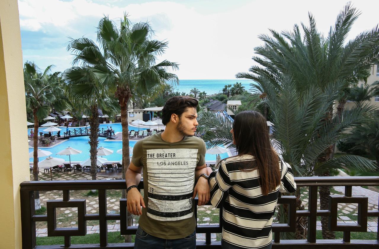 Hotel Paradis Palace الحمامات المظهر الخارجي الصورة